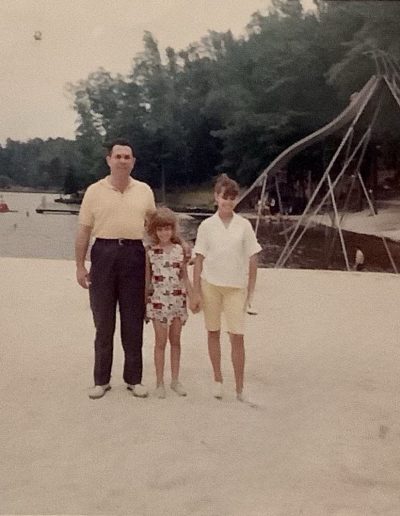 Orqui and Starr with their father in Virginia